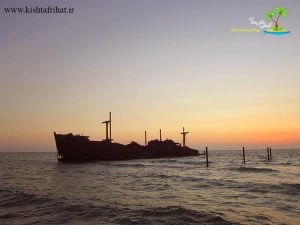 گشت دور جزیره کیش