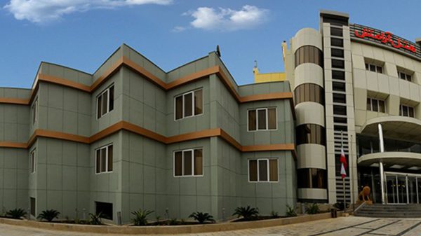 نمای بیرونی هتل آرامش