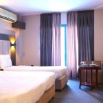 هتل آرامیس کیش اتاق سه تخته 1