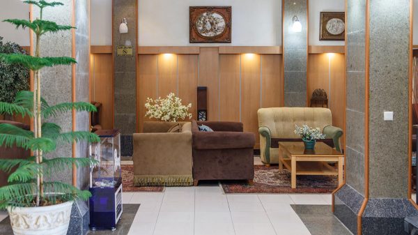 هتل آفتاب شرق کیش لابی 2