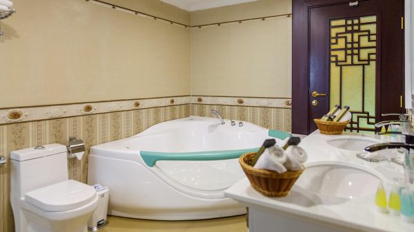 هتل ترنج کیش سرویس بهداشتی