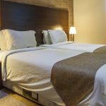 هتل سورینت صدف کیش اتاق دو تخته تویین