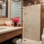 هتل سورینت صدف کیش سرویس بهداشتی اتاقها