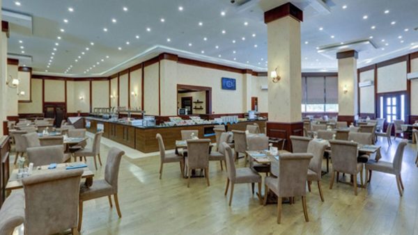 هتل شایگان کیش رستوران 4