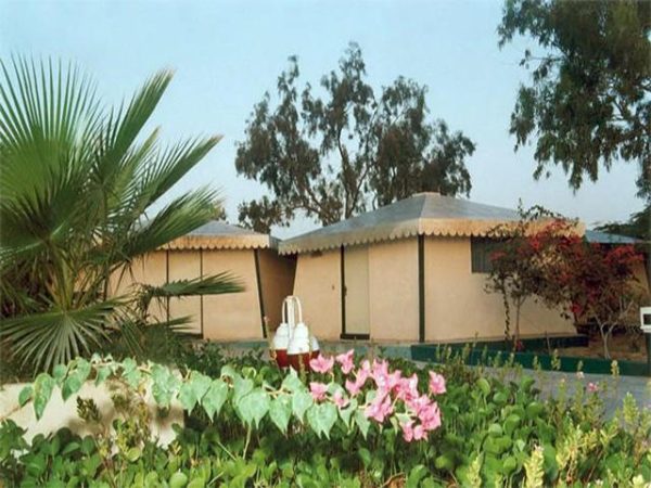 هتل شباویز کیش فضای بیرونی هتل 2