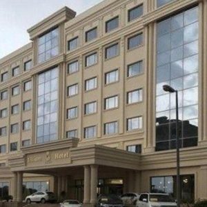 هتل لیلیوم کیش نمای بیرونی 1