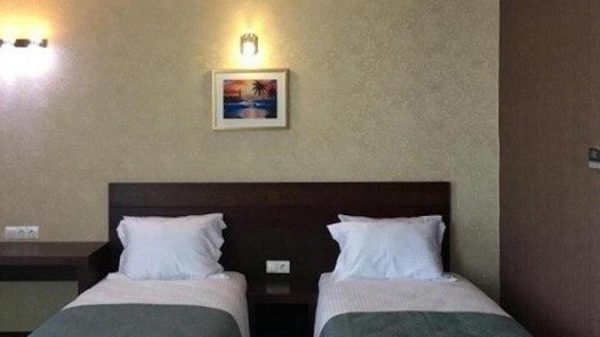 هتل لیلیوم کیش اتاق دو تخته تویین 1