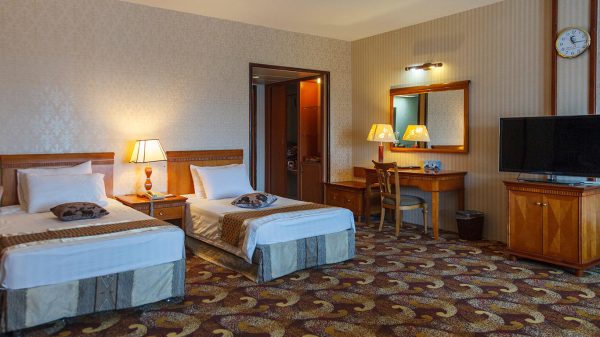 هتل پارمیس کیش اتاق دو تخته تویین