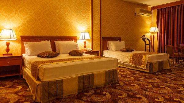 هتل پارمیس کیش اتاق سه تخته