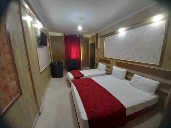 هتل پانیذ کیش اتاق سه تخته