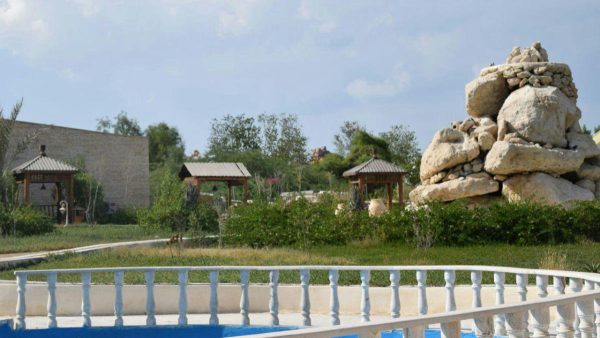 هتل گامبرون کیش فضای بیرونی 1