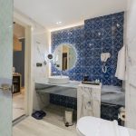 هتل آسمان کیش سرویس بهداشتی اتاق‌ها