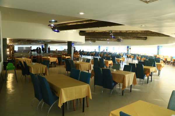 هتل ارم 4 ستاره کیش رستوران