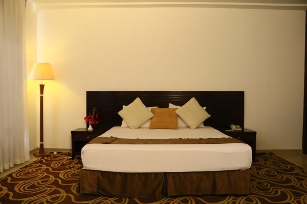 هتل ارم 4 ستاره کیش فضای داخلی اتاق‌ها